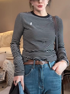打底衫 休闲气质百搭显瘦大码 新款 小马刺绣条纹刺绣T恤女2025秋季