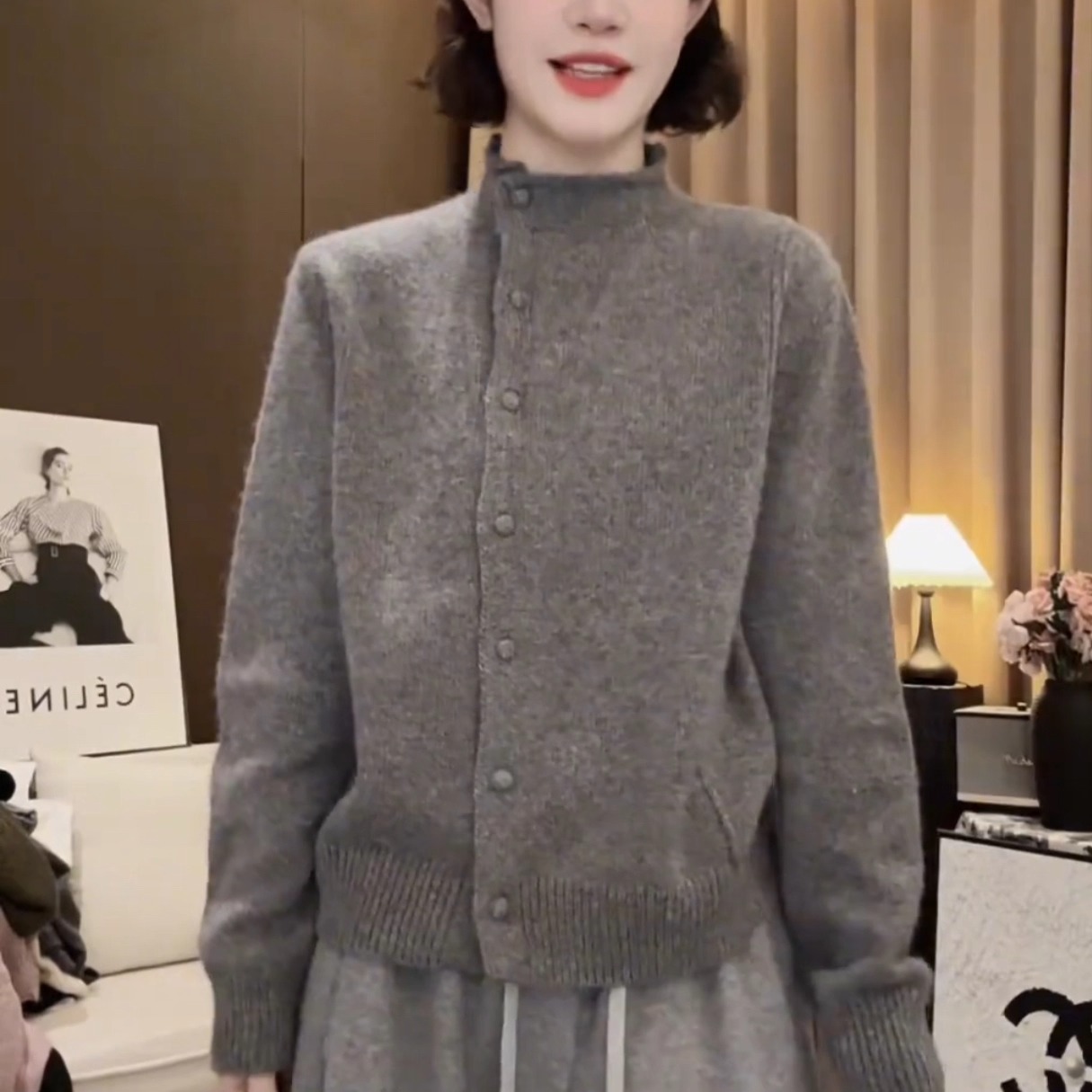 【送运费险】立领单排扣毛衣外套