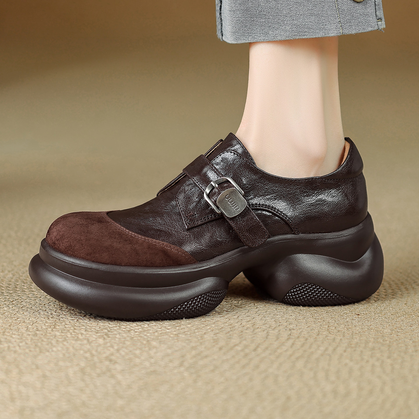 6cm真皮圆头皮带扣厚底小皮鞋女