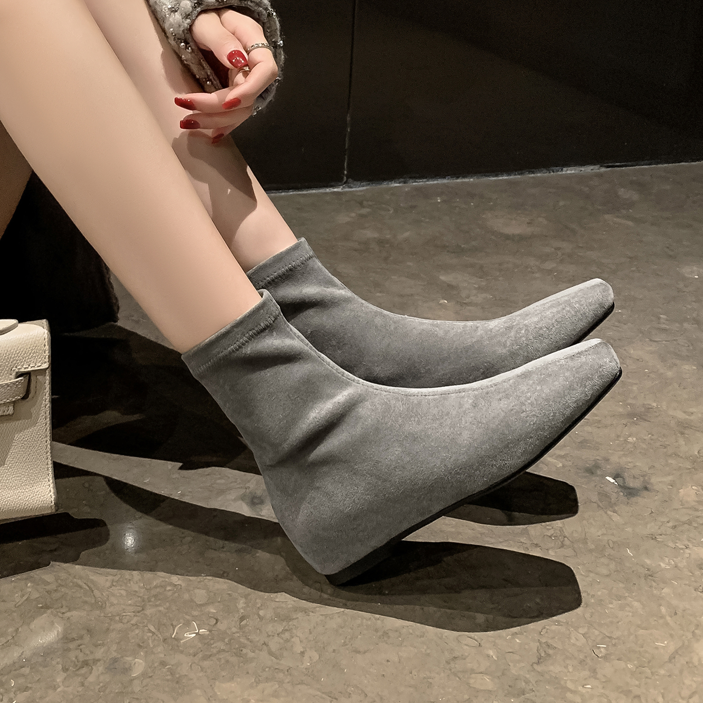 4cm韩版气质内增高灰色短靴女