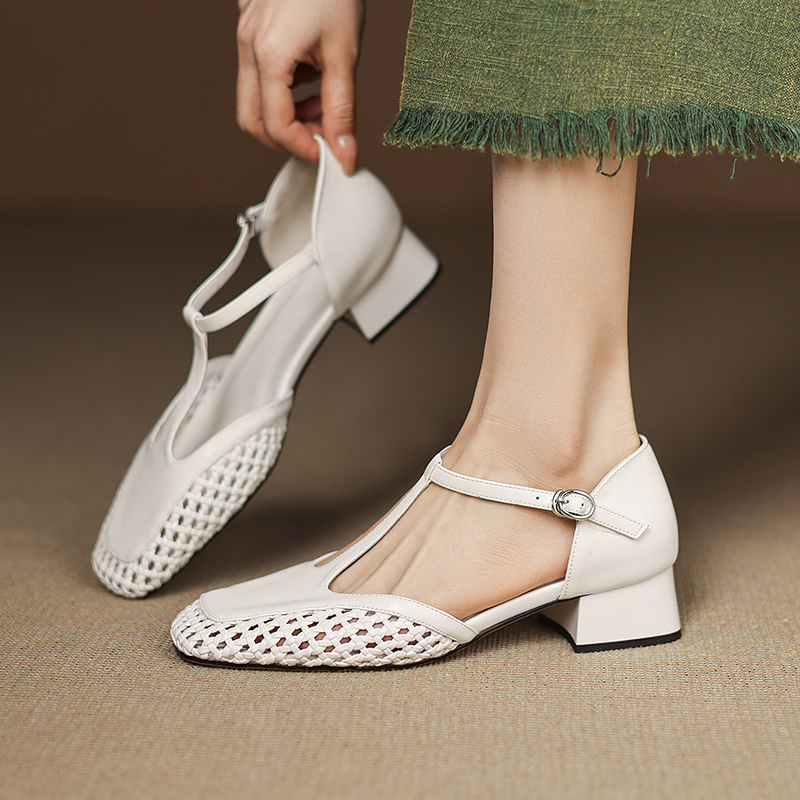 编织T字带玛丽珍时髦罗马风凉鞋