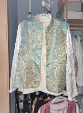 罗绮者39号新中式国风金蓝色宋锦提花马甲+白色加绒长袖打底