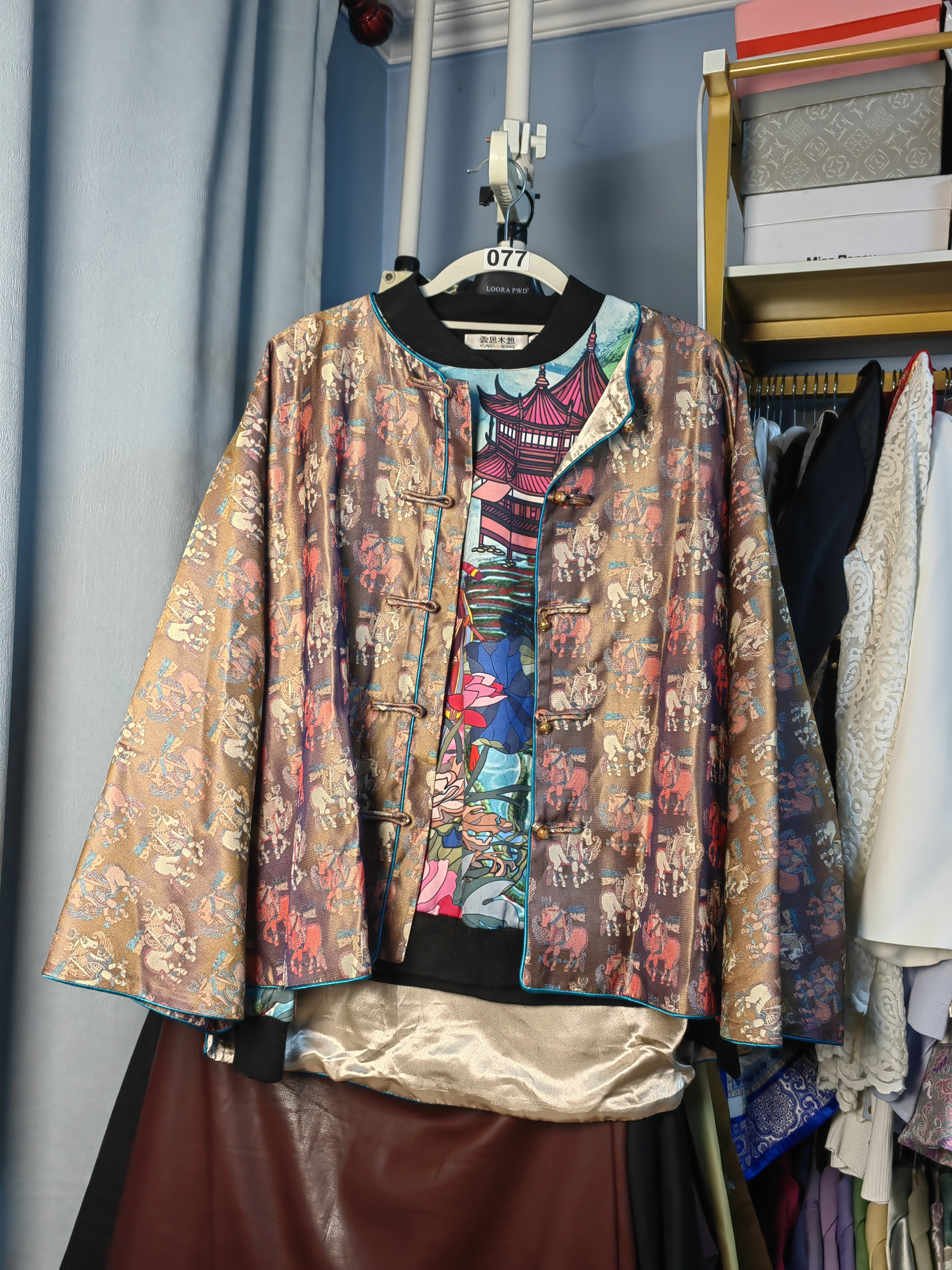 罗绮者77号新中式西游系列白龙马刺绣外套+孙悟空荷花领印花长袖