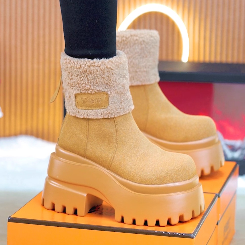 9cm内增高厚底雪地靴女2025新款冬加绒保暖短靴百搭显瘦勃肯棉鞋