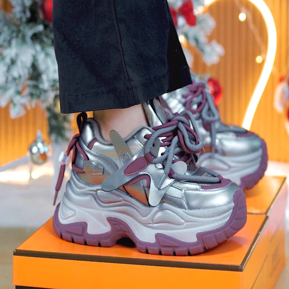 时尚百搭增高休闲运动鞋