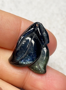 22.46ct天然蓝宝石寿桃雕刻件俏色雕挂坠 九月生辰石母亲妈妈礼物