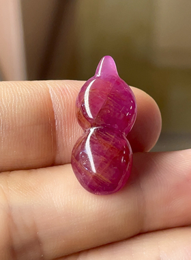 〔福禄双全〕天然红宝石葫芦雕刻件送礼佳品紫红颜色透润一物一证