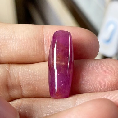天然非洲红宝石桶珠转运珠小叶紫檀配珠尺寸8.8×22.9mm重21.23ct