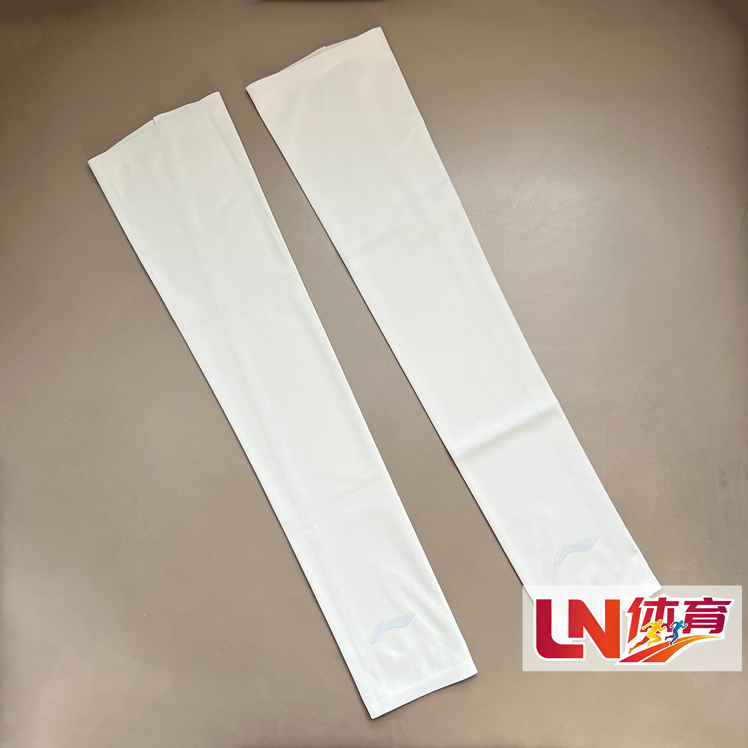 李宁护臂 2026夏季新品跑步系列男女同款包裹反光防晒护臂AHJW001