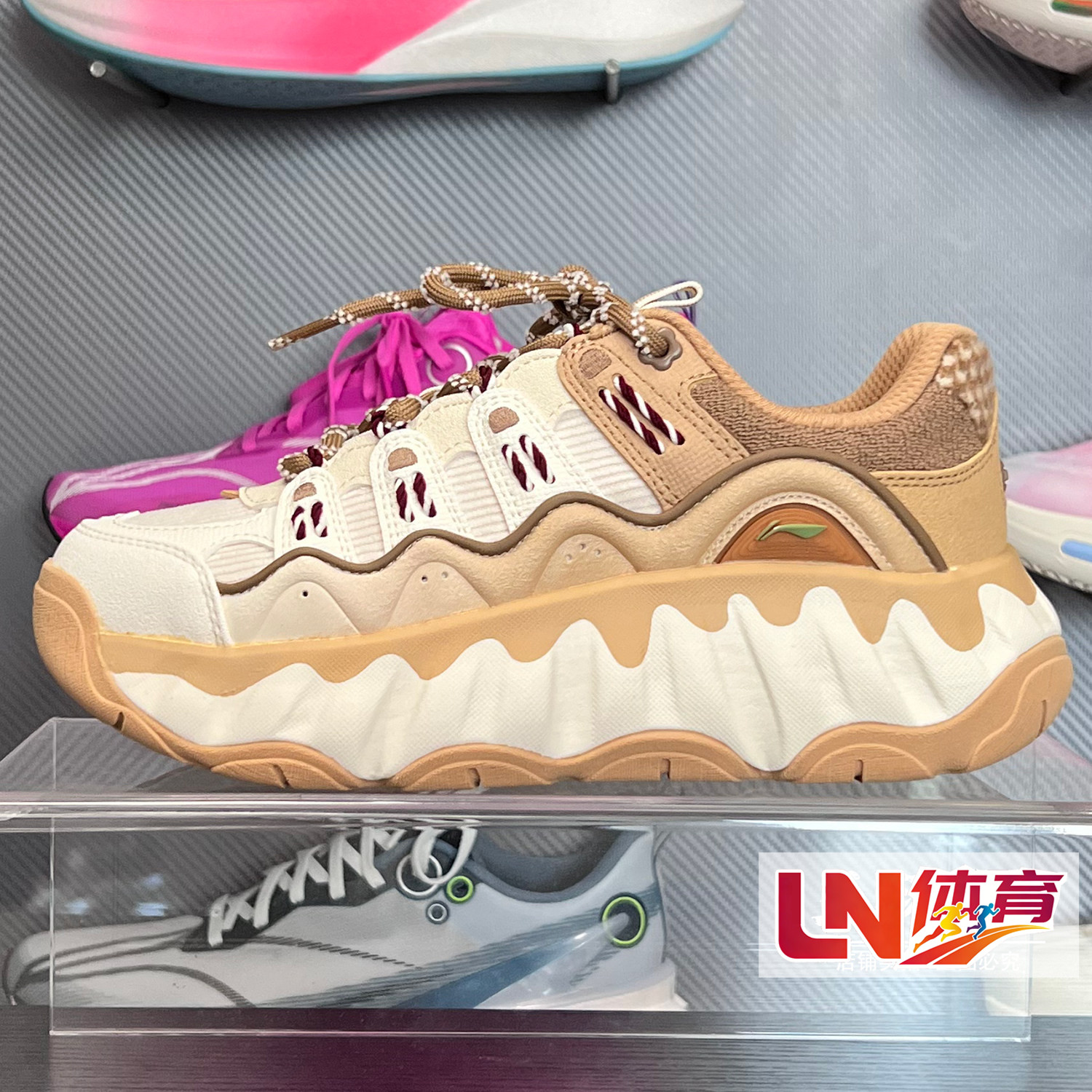 李宁休闲鞋 2025冬季新品曲奇鞋女子减震回弹经典运动鞋AGCV254