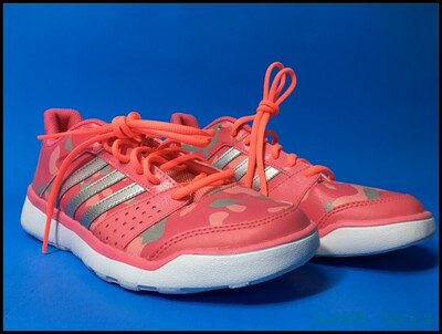 昊动  Adidas/阿迪达斯 女子跑步休闲鞋 B23020