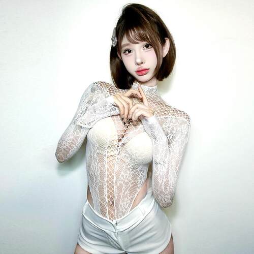 歌手夜店gogo白色酒吧性感女团ds