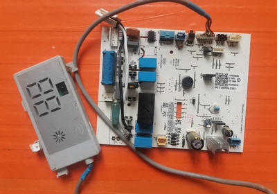 适用海er空调电脑板 0011800610 /B/C/D 控制板主板电路板显示板