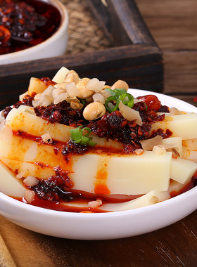 贵州美食遵义特产贵阳特色小吃手工石灰米豆腐凉粉安顺夺夺粉火锅