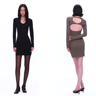 绿咖色修身 黑 镂空露背连衣裙V领百搭弹力打底裙 PAGE EMPTY