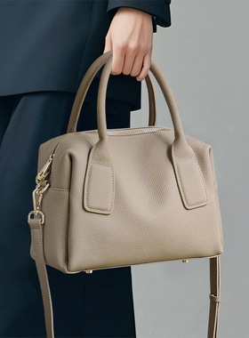 包包女式2026新款真皮女包大容量手提波士顿枕头包通勤单肩斜挎包