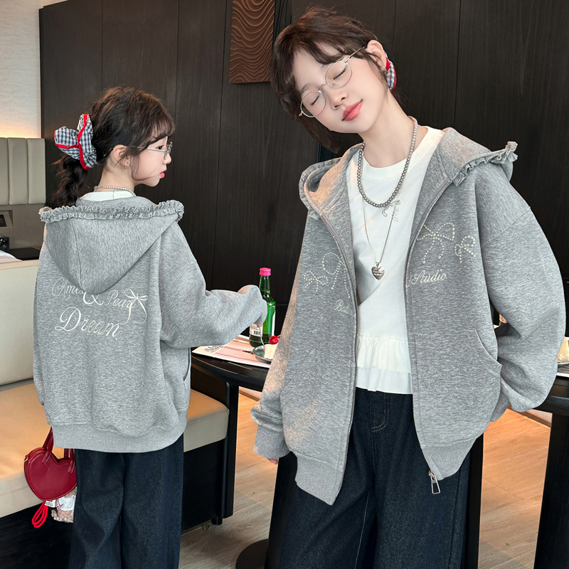 女童秋装连帽卫衣外套超好看