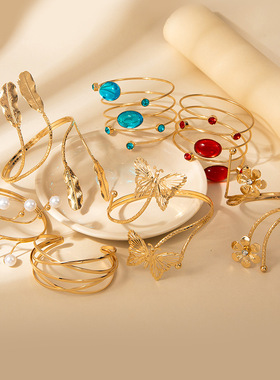 波西米亚个性蝴蝶花朵多层开口手环女冷淡风金属臂环珍珠手镯手饰