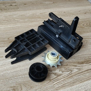 离合器施普雷特车库门配件S66 门SUPERLIFT滑块原厂 S60导链轮翻版