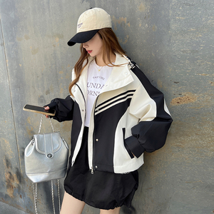 现货 秋季 流行冲锋衣外套女上衣夹克 QD2404款P125K178图片