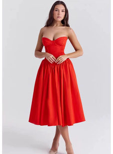 红色高级感抹胸订婚宴会生日礼服裙2025夏季新款抹胸中长款连衣裙