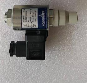 HOERBIGER SAM220PC06P B流量开关Nanotec ST5918D4208-A电机