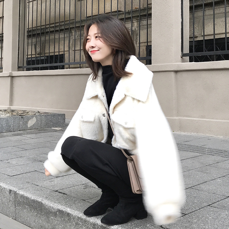 ·ÂõõÈÞ¼Óºñ¶Ì¿îÍøºìÍâÌ×Å®Çﶬ2018пîëÈ×È׿íËÉÑò¸áÈÞ³¤ÐäÉÏÒÂ
