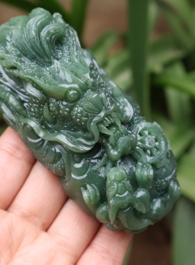 天然玉石和田玉碧玉龙牌手把件男款生意兴隆玉石把玩件附证书