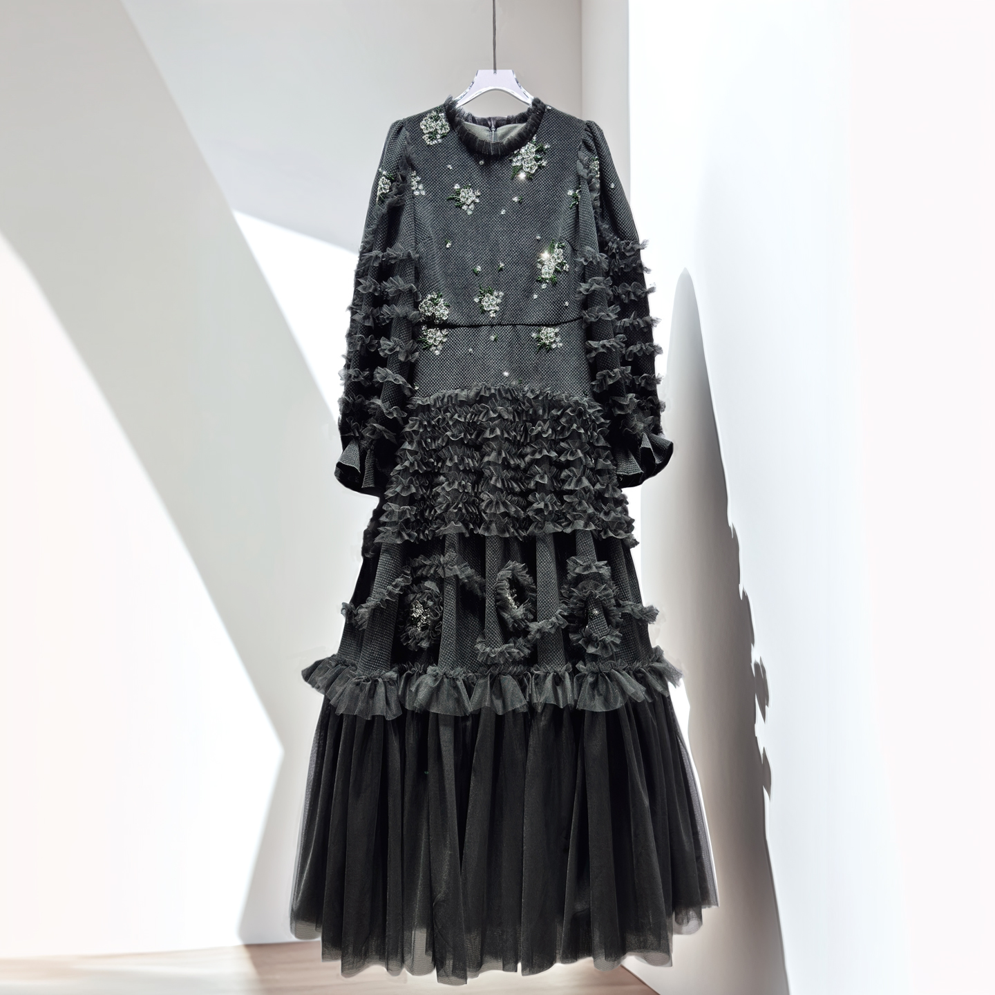 重工亮片仙气风长袖连衣裙小众晚礼服法式黑色大摆蓬蓬网纱长裙子