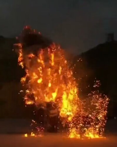 非遗火虎虎衣虎头定做表演材料供应南翔同款山东火虎舞演出教学