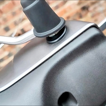 afr125改装后视镜孔装饰