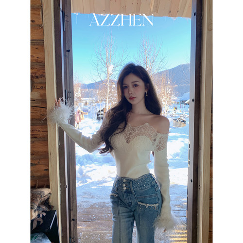 AZZHEN【温柔攻陷】设计感一字肩蕾丝拼接长袖打底羊毛针织衫