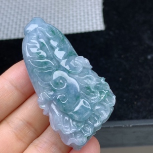 缅甸翡翠A货天然玉白菜吊坠333