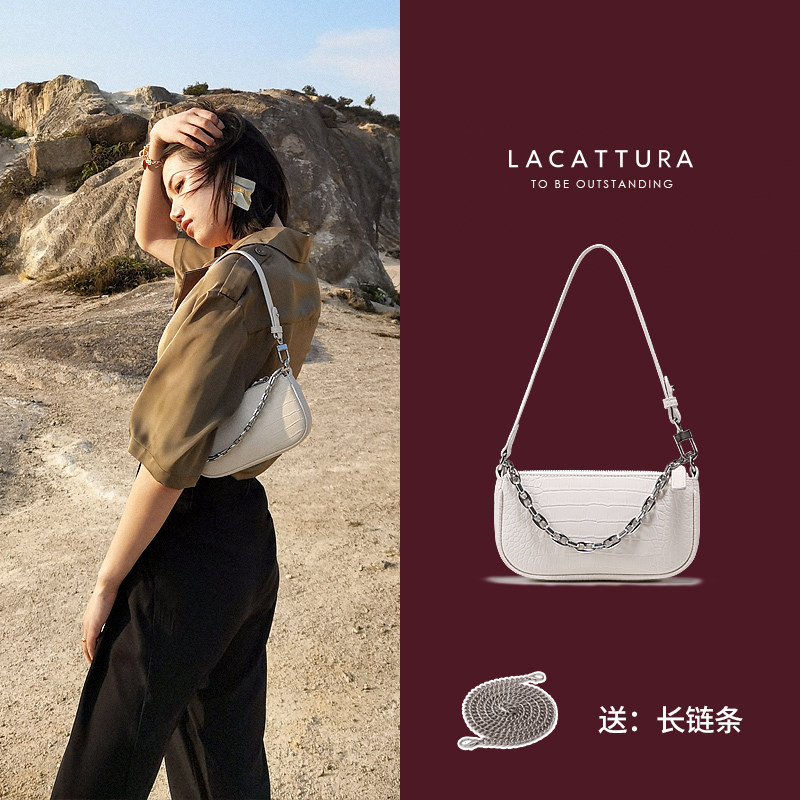 网红腋下小包包2020新款潮ck百搭ins迷你链条单肩斜挎法棍包女包