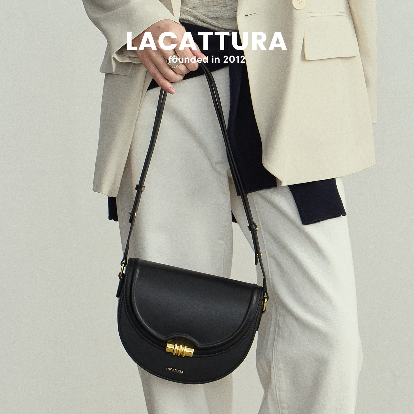 入选官方品牌博主推荐马鞍包包