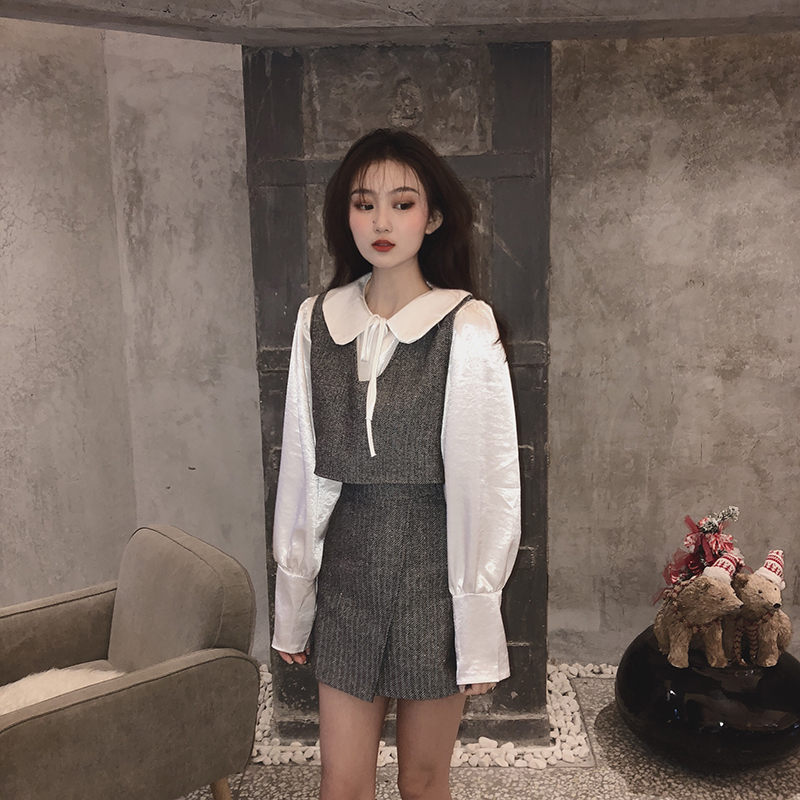 Real price 2021 spring new shirt wool short vest skirt suit three piece set