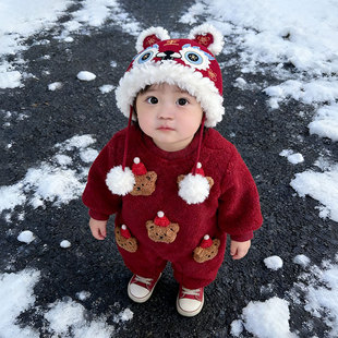 婴儿衣服红色连体衣冬季宝宝立体小熊夹棉加厚新生儿拜年服冬天