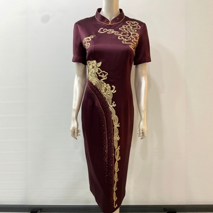 结婚酒宴喜妈妈礼服高端刺绣钉珠醋酸缎面旗袍低开叉喜婆婆连衣裙