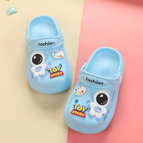 卡通儿童夏天洞洞鞋轻便