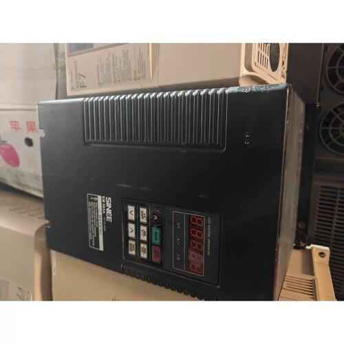 议价变频器EM303A-015G/018P-3，15/1