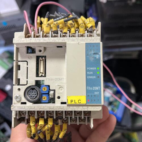 议价包邮 FX1S-20MT-001 s菱 实物拍摄 功能好