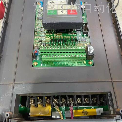 议价ED03W10变频器5.5/7.5K30V8质量包好