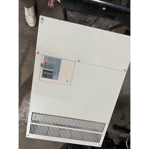 议价E1000变频器185KW，EB4A0362A，实物