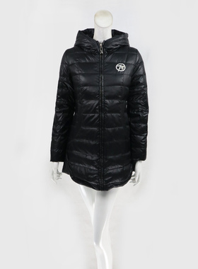 品牌正品清仓 撞色植绒印花烫钻黑色女冬春修身白鸭绒羽绒服82023