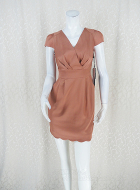 100元2件!摩卡奴专柜正品V领包袖修身气质弹力女夏连衣裙30117