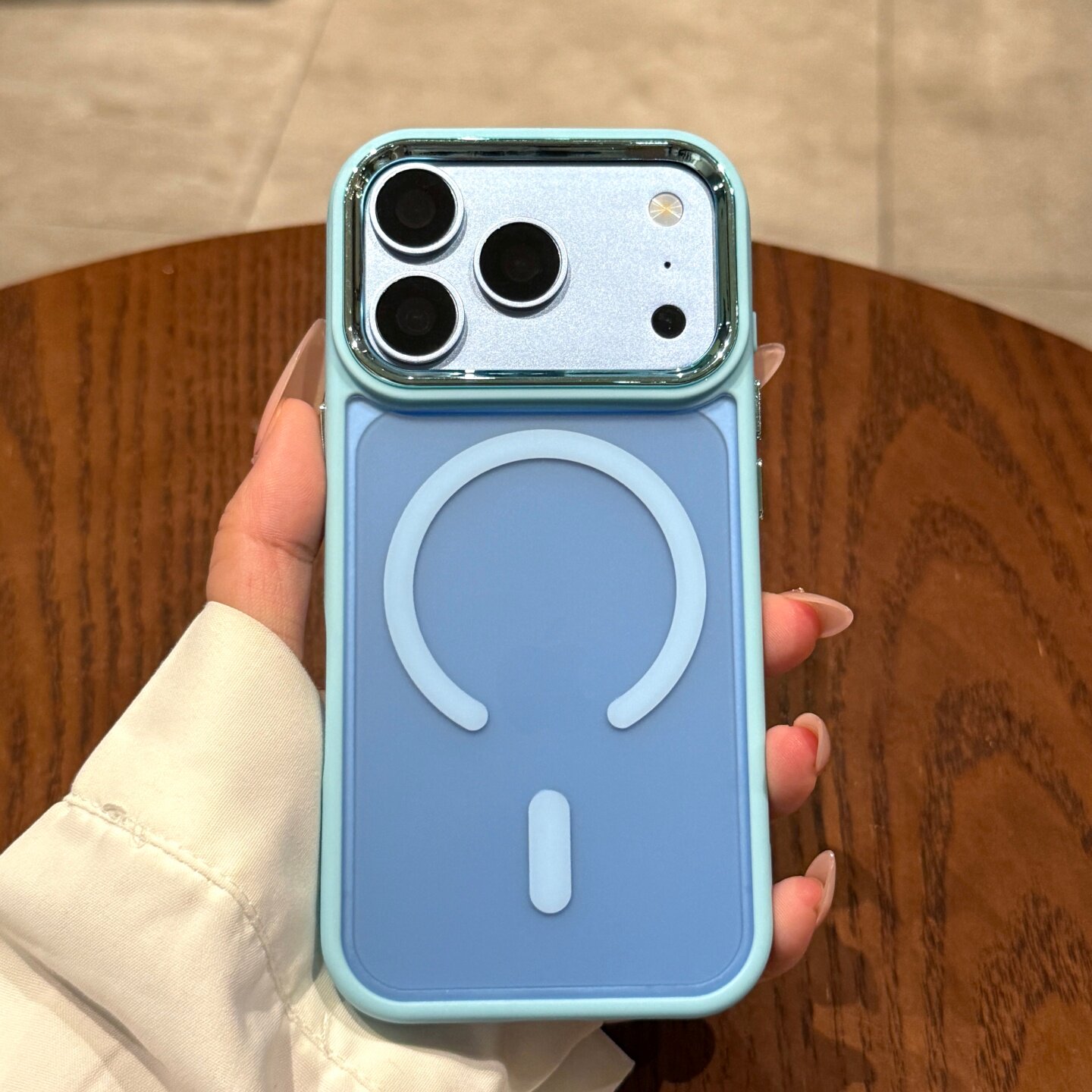 适用苹果18promax手机壳新款iPhone17pro蓝色高级感16pm全包防摔硅胶15plus磁吸保护套14男女款极简小众ins风