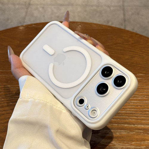 适用苹果17promax磨砂肤感磁吸