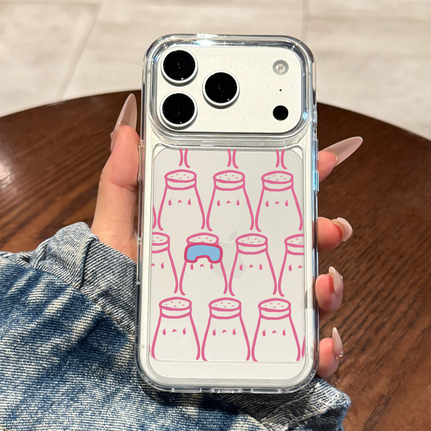 适用苹果17promax手机壳新款iPhone17pro粉色奶瓶