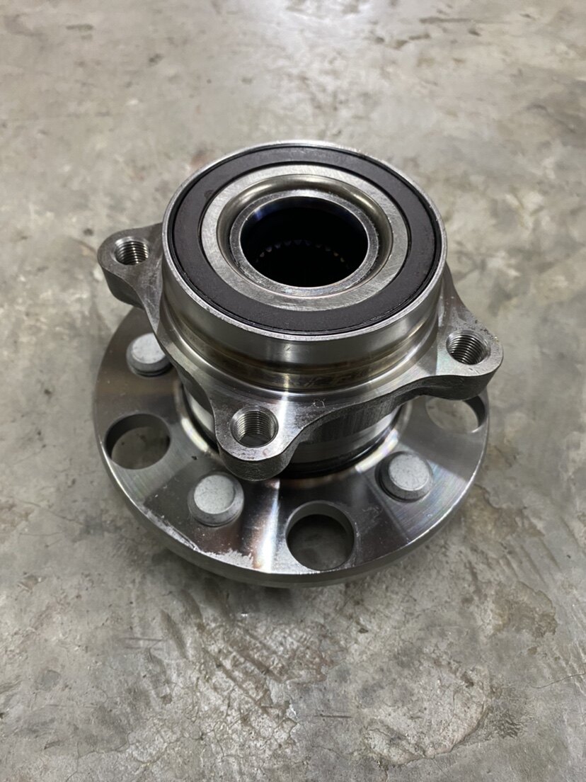 适用皇冠锐志雷克萨斯凌志后轮毂轴承后轮轴承后轮底座轴承