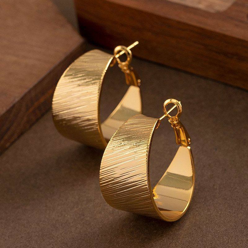 时尚夸张个性金属大圈耳环气质简约INS风高级感走秀耳饰品女银针,饰品/流行首饰/时尚饰品新,耳环,淘宝优惠券,粉丝福利购,淘宝优惠卷